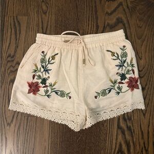 Zara Embroidered Cream Women's Shorts